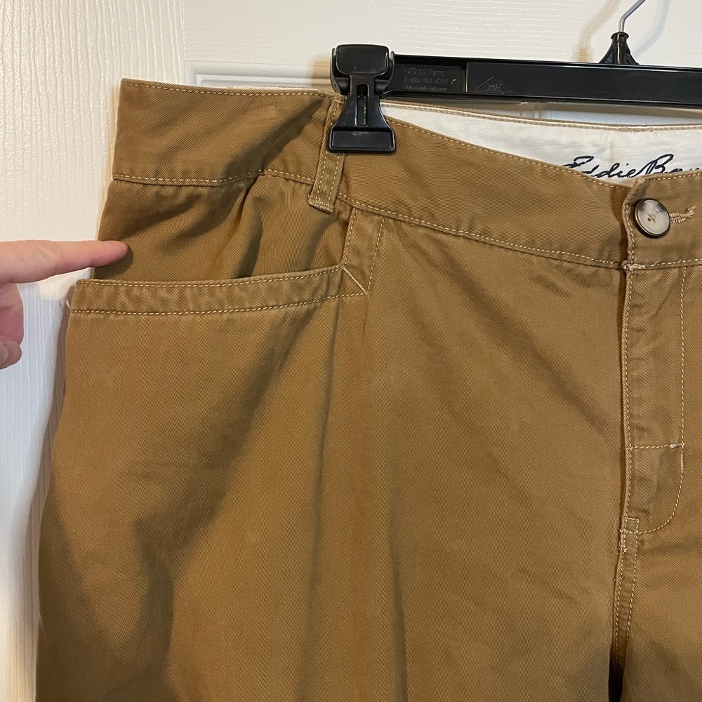 Eddie Bauer dark tan khaki ‘Blakely’ capri pants plus sz 20W - Picture 3 of 13